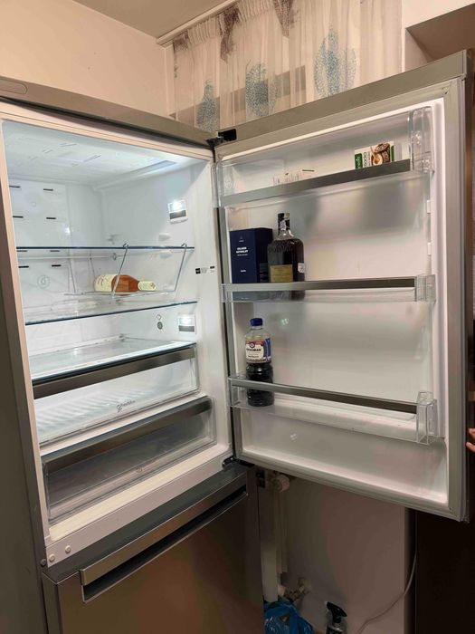 Огромен хладилник Whirlpool + огромен фризер (XXL Space), 6th Sense