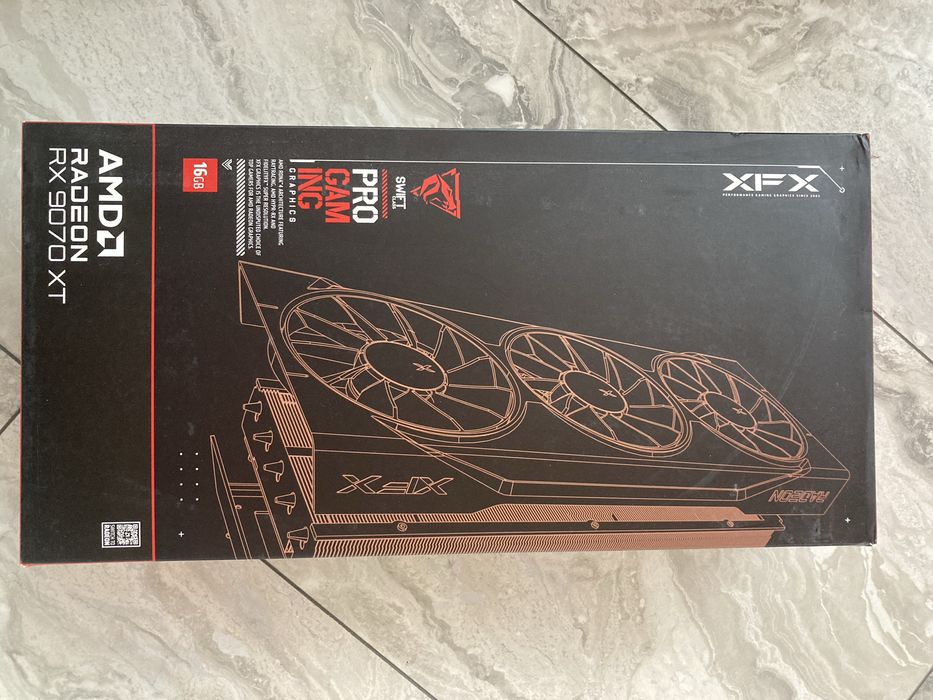 Vând placă grafica AMD RADEON RX9070XT