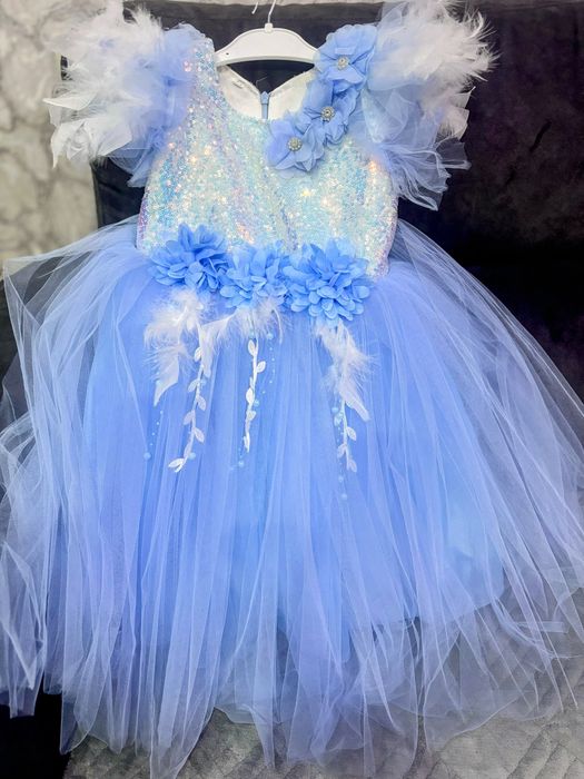 Продам платье на девочку