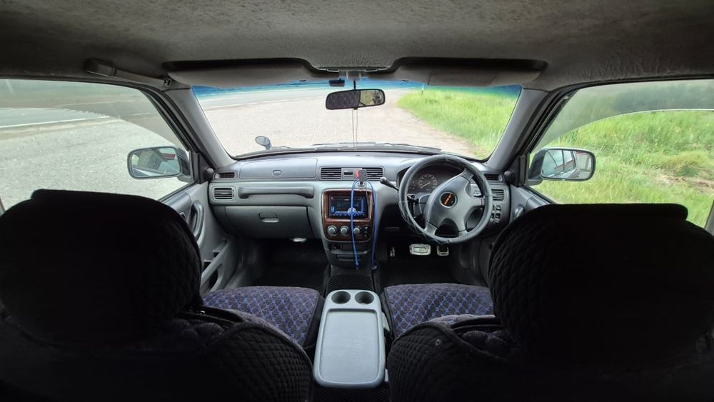 Продам машину Honda c-rv