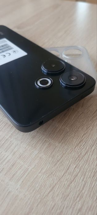 Продавам Xiaomi redmi 13