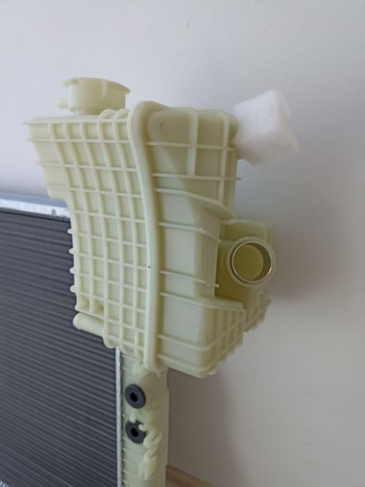 Мерседес Вито радиатор основной