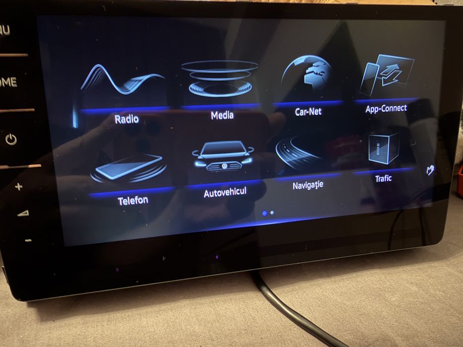 Vând navigație originala VW MIB2.5 Discover Pro cu display de 9.2 inch