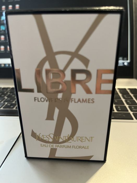 Парфюм Libre Flowers and Flames, 30мл