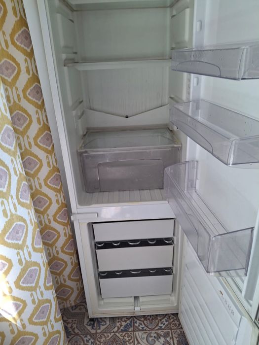 Холодильник б/у фирмы candy