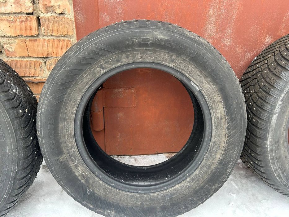 Шины на автомобиль