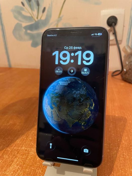 Смартфон Iphone 11