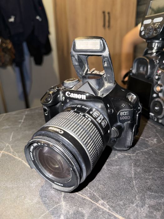 Фотоаппарат “canon”