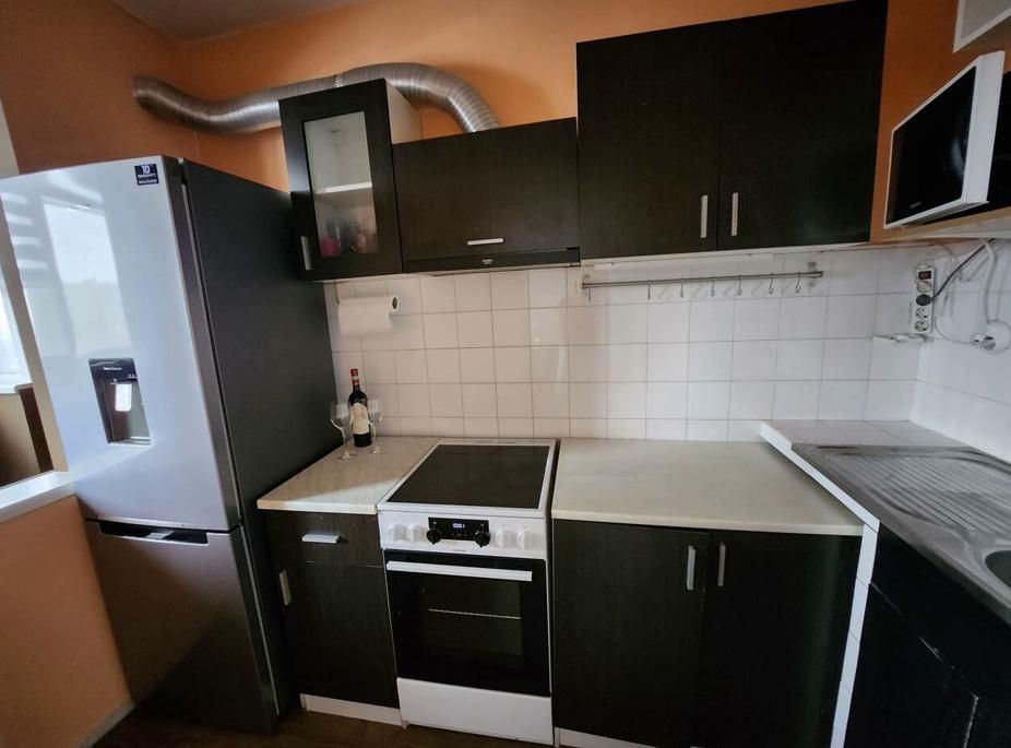 Дава се под наем Двустаен апартамент в Пловдив, Кършияка - 50 кв.м за 360 € - Снимка #1