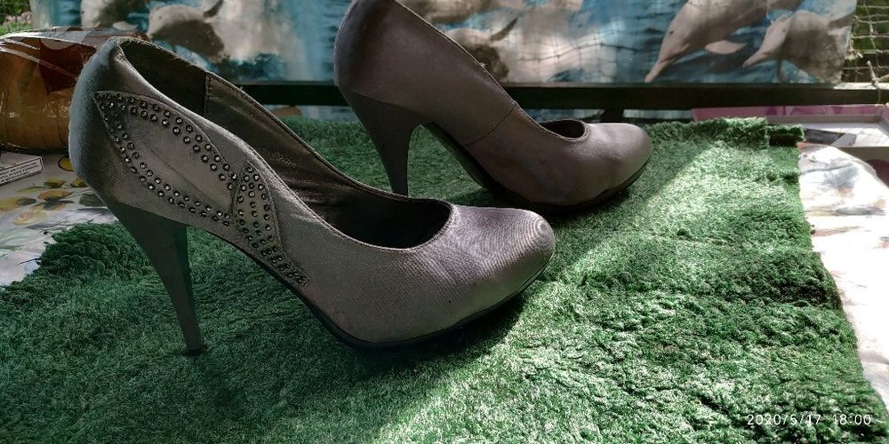 Дамски обувки на ток