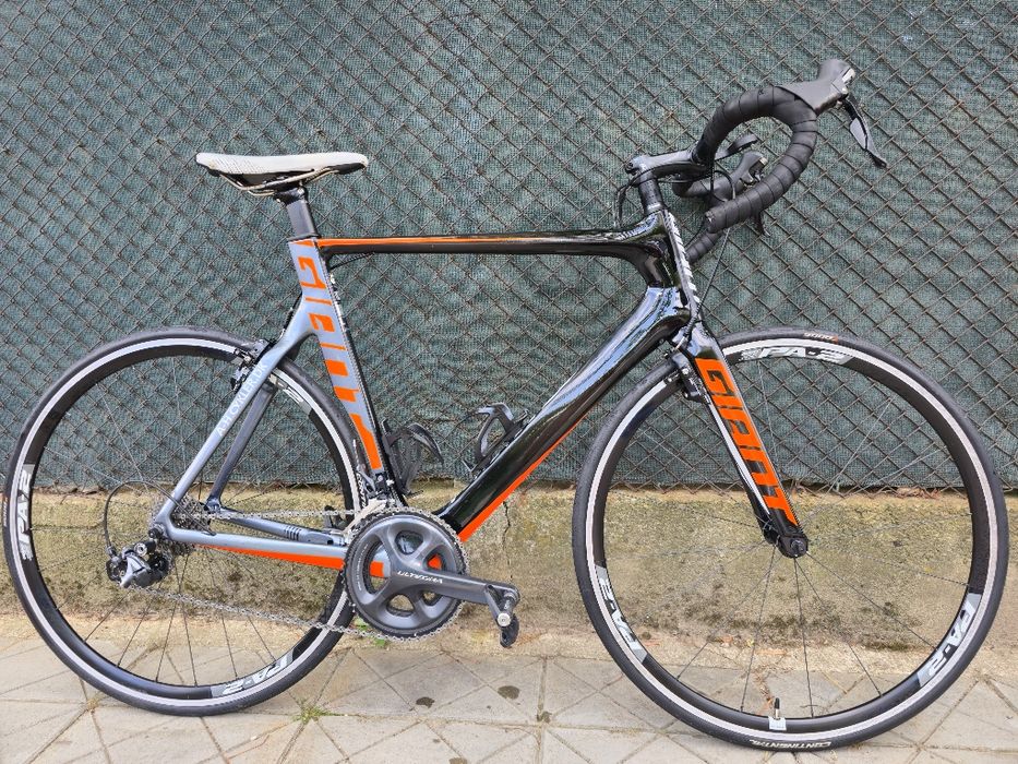 Карбонов Шосеен велосипед Giant Propel L размер 2х11 Ultegra Перфектен
