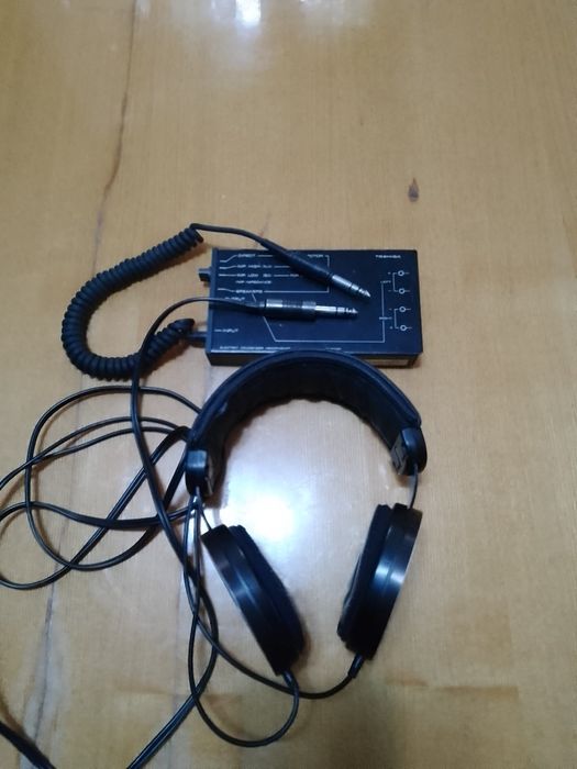 Наушники Toshiba HR-910