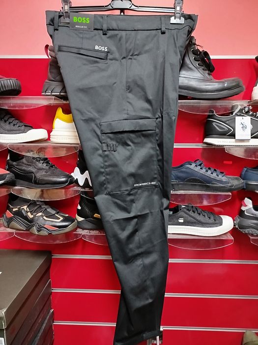 Оригинален еластичен карго панталон Hugo Boss W33 нов черен мъжки