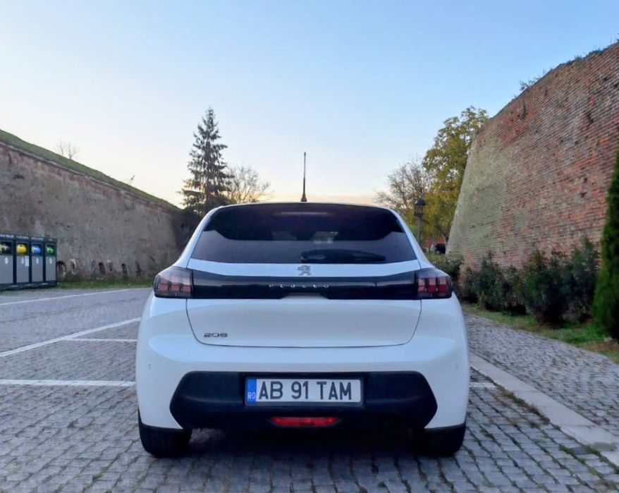 Peugeot 208, 1.2 Pure Tech