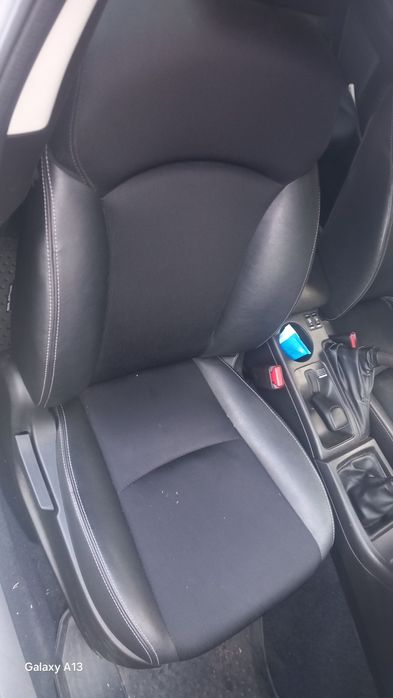 Субару импреса 2013г.бензин