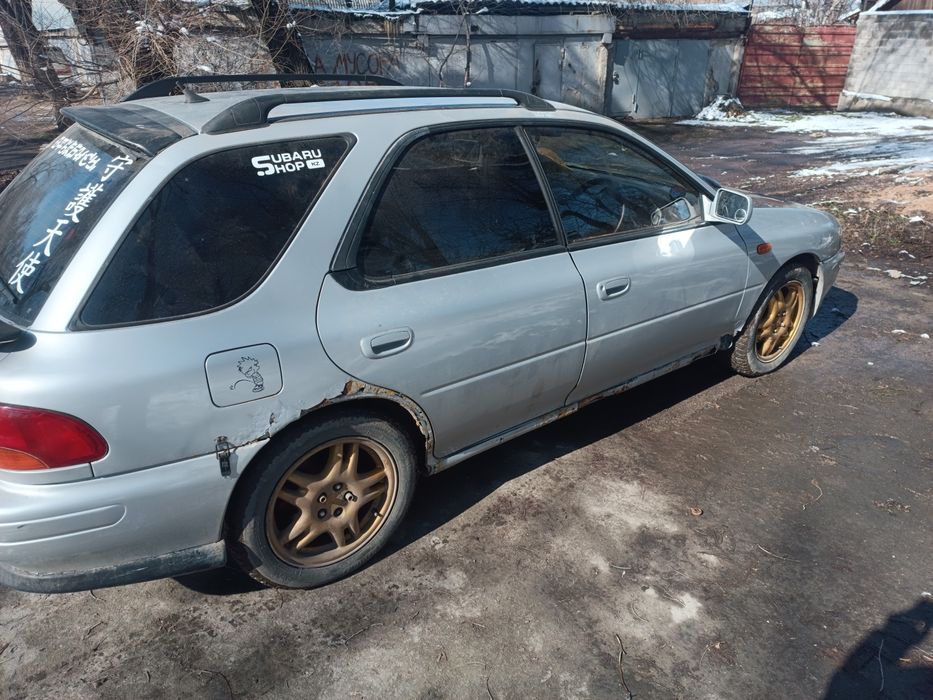 Продам Субару Импрезу
