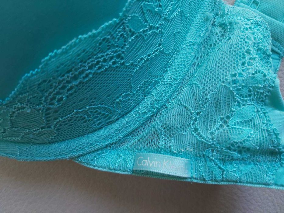 2 бр Бельо Calvin Klein сутиени Push Up 80C