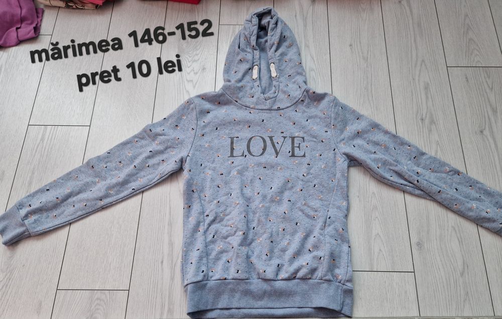 Pulovere diferit mărimi