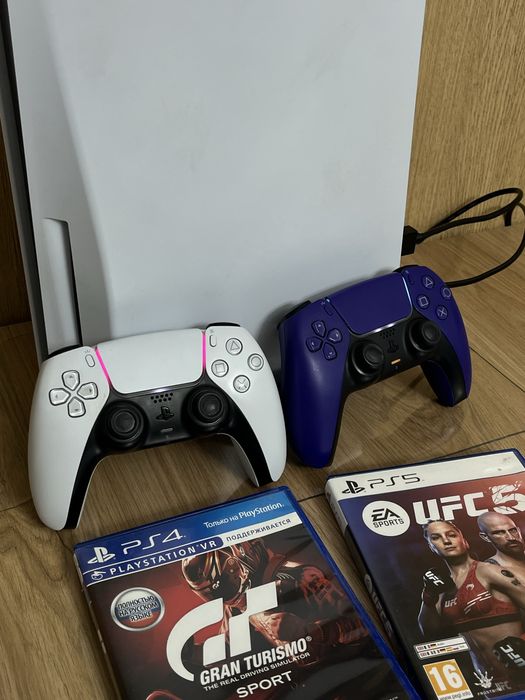 Продаю ПС 5 с 7 играми. PS5, PlayStation