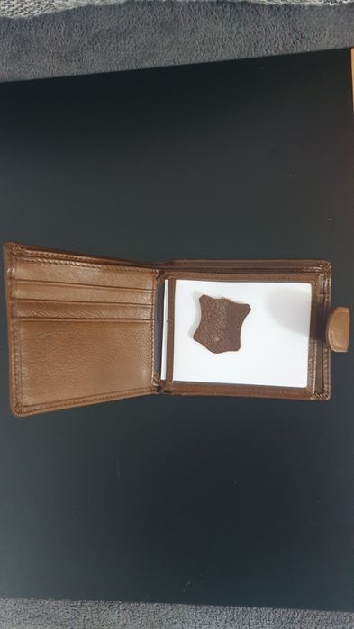 Portofel din PIELE 100% NATURALA. 3 bucati rămase.