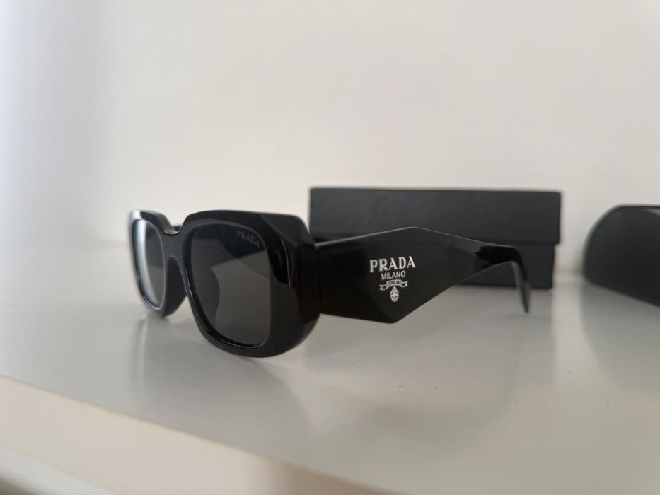 Ochelari de Soare Prada