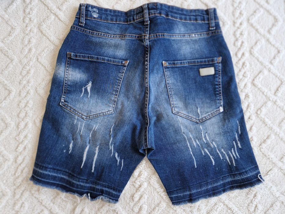 Юношески дънки подходящи за момче