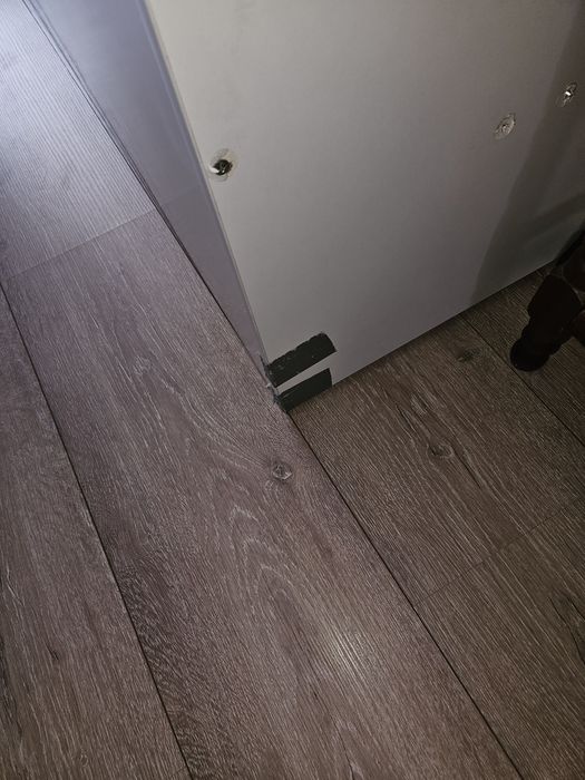 Продавам единично легло