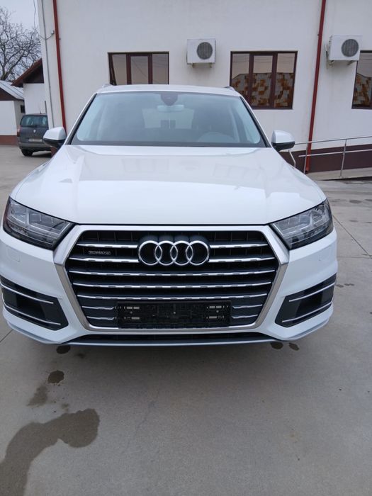 Audi Q7 2015 full
