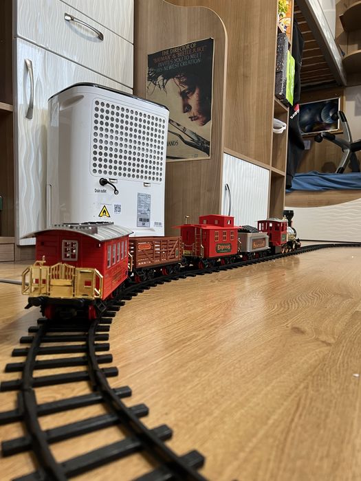 Детско Влакче с Батерии и Звуци