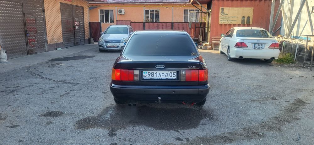 Ауди с4 2.6 мкпп 6 ст