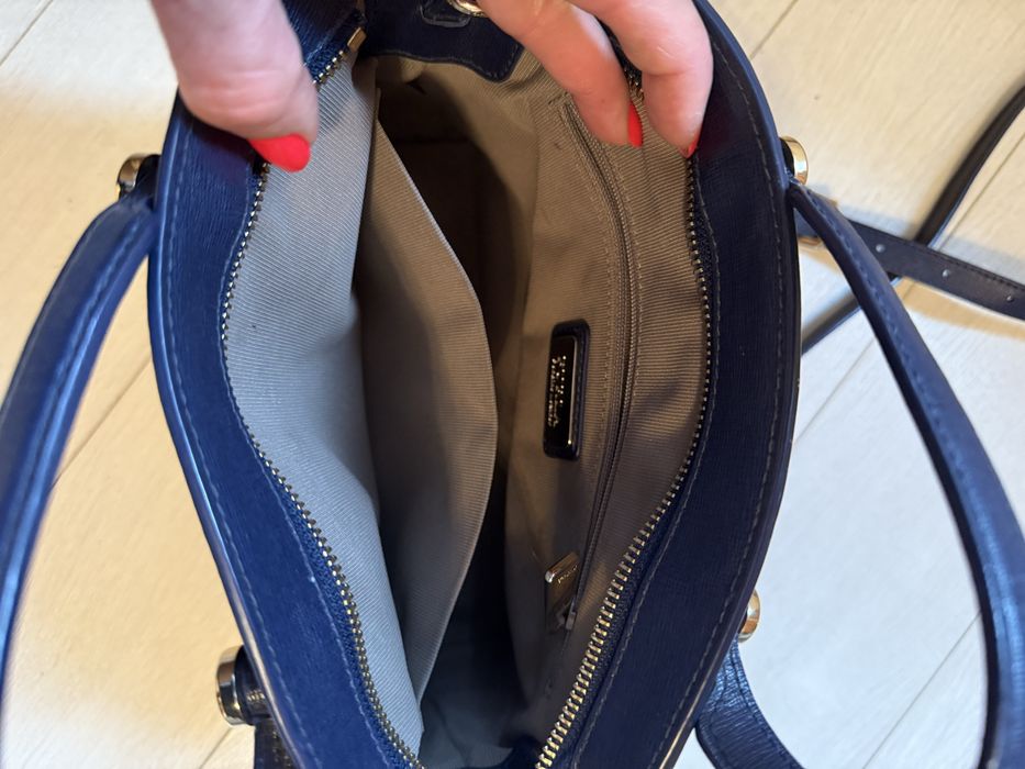 Продавам чанта Furla