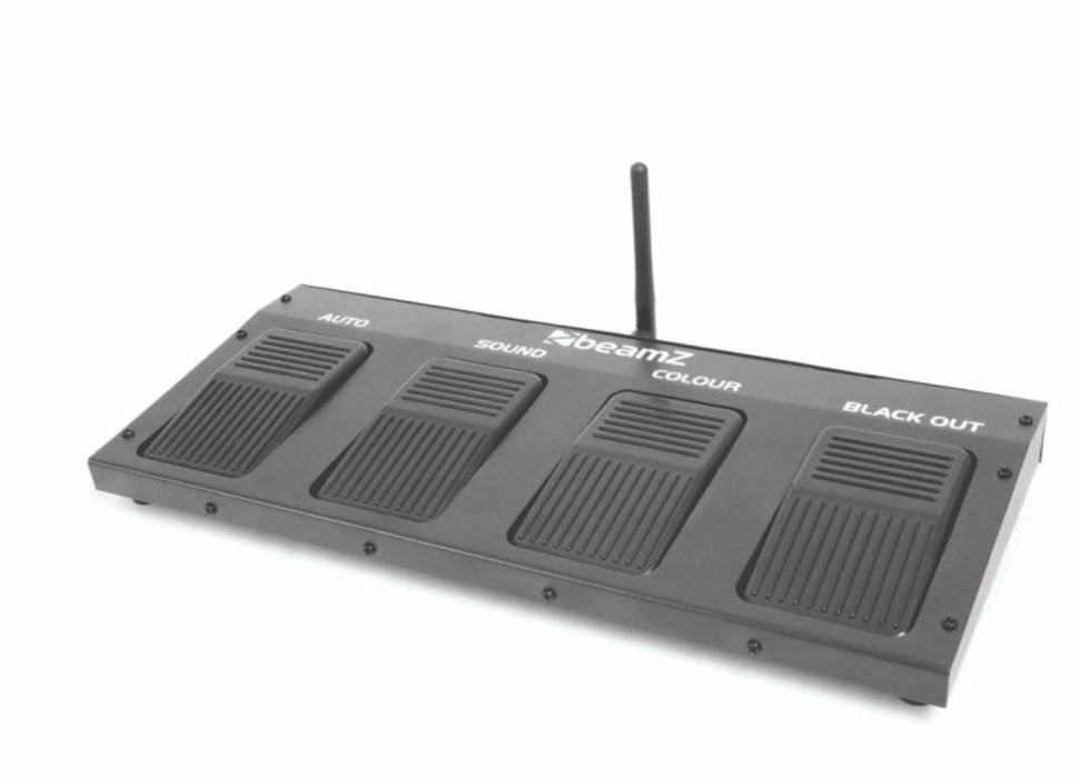 Jocuri de  lumini beamz showbar 2par, 2butterfly, laser rg dmx   2 buc