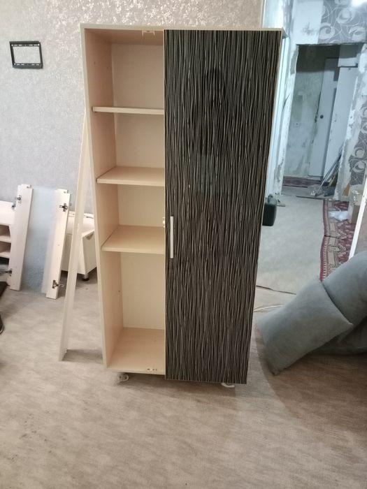 Продам диван и шкаф