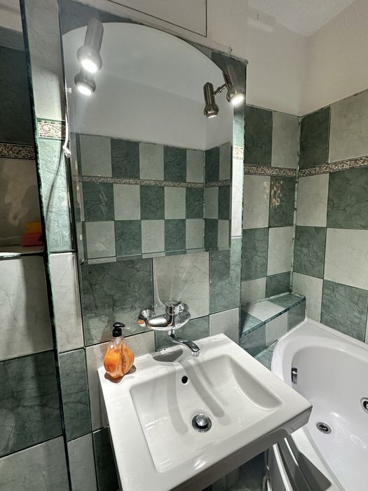 Chiuveta baie MONDIAL / lavoar alb