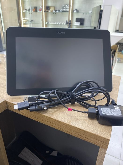 графический планшет Wacom One (p25)