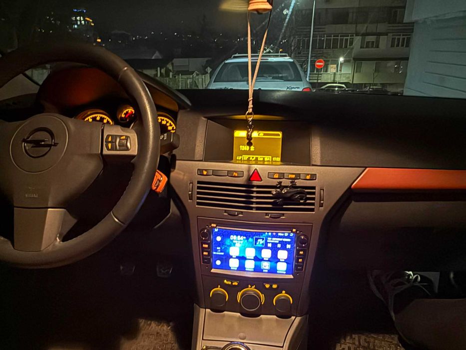 Продавам запазен