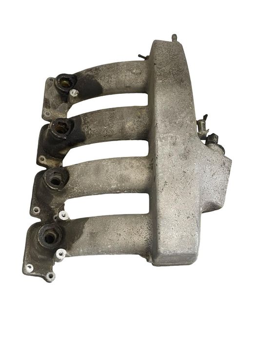 Galerie De Admisie Audi A4 Ii 8E2, B6 2000 - 2005 3.0I 06B133223Ad