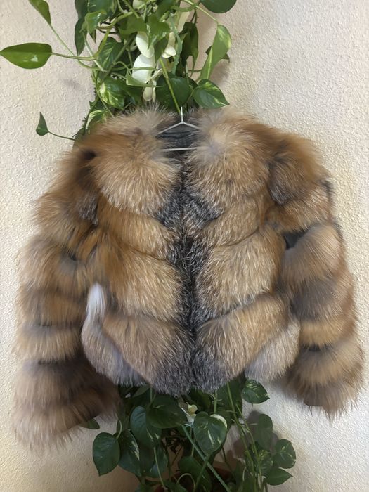 Blana Natural in V aurie ful blana fara piele pe lateral