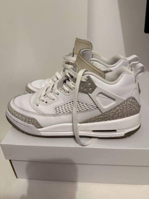 Adidasi jordan 4 spikize