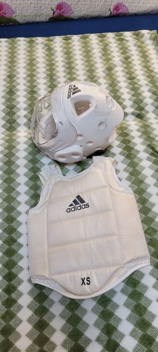 Продам детские вещи