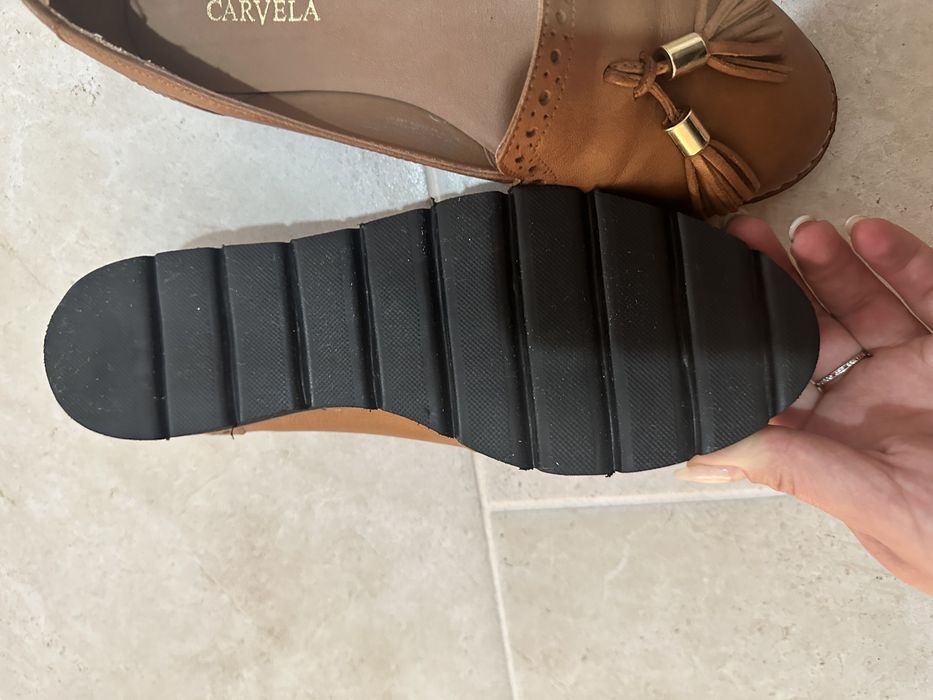 Pantofi balerini din piele naturala