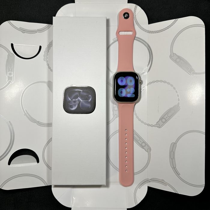 Apple Watch Series 11 • FullBox