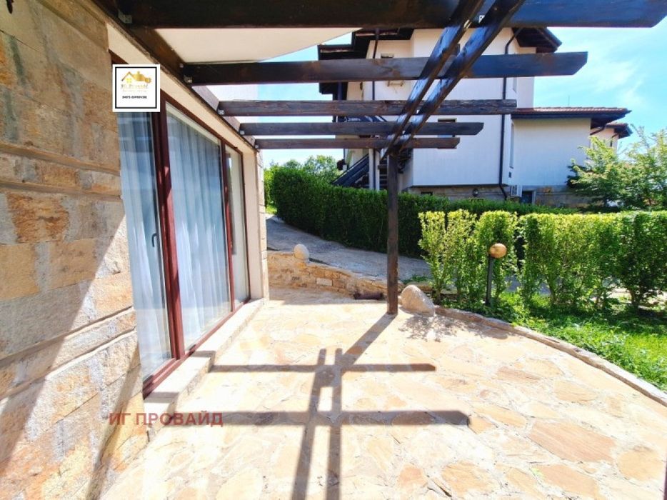 Продава се Етаж от къща в с. Кошарица, Област Бургас - 96 кв.м за 1094 €/кв.м - Снимка #8