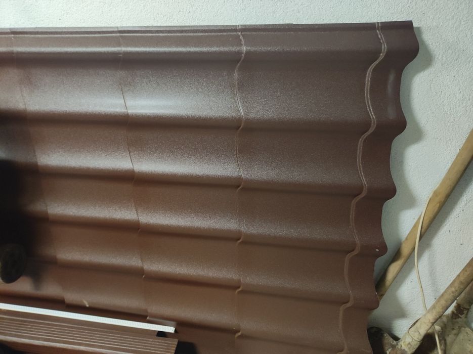 3 foi țiglă metalică