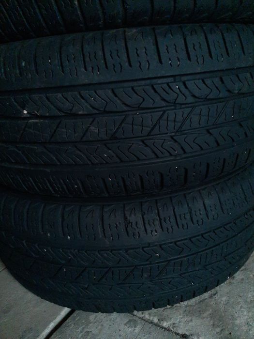 Продам резину вся сезонка