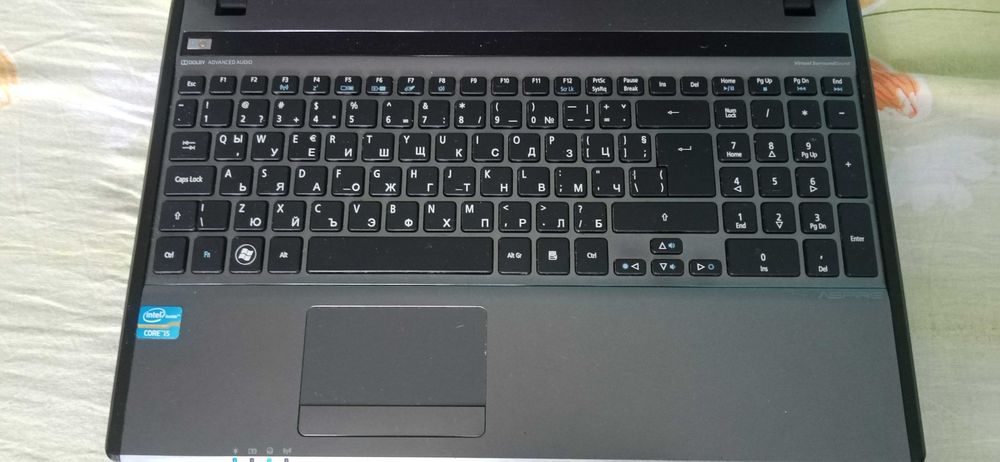 Продавам лап топ acer ,.