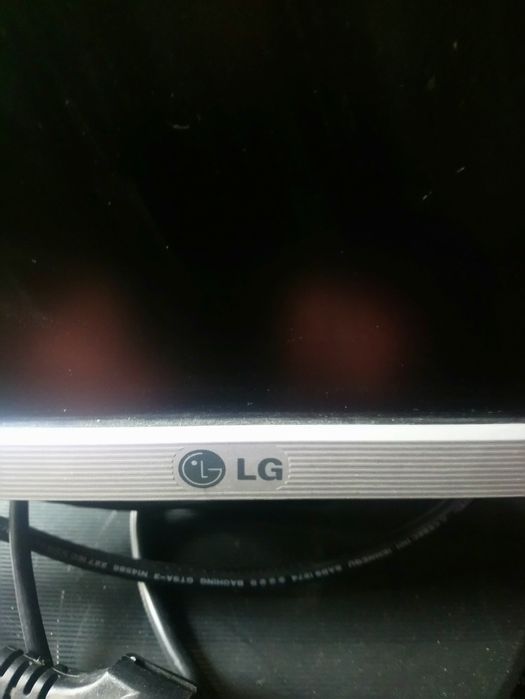 Монитор LG- Fiatron