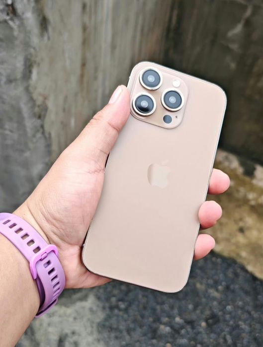 продам iphone 16pro