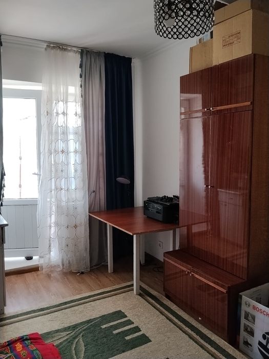 Продам квартиру 3 комнатную