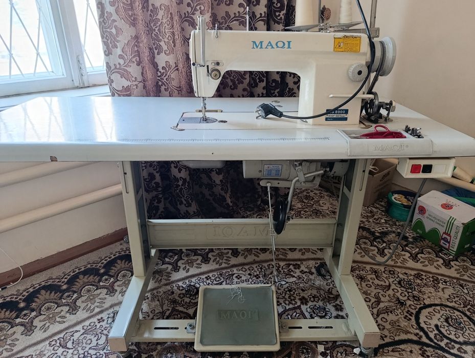 Швейная промышленная швейная машинка+5-ти ниточный оверлог
